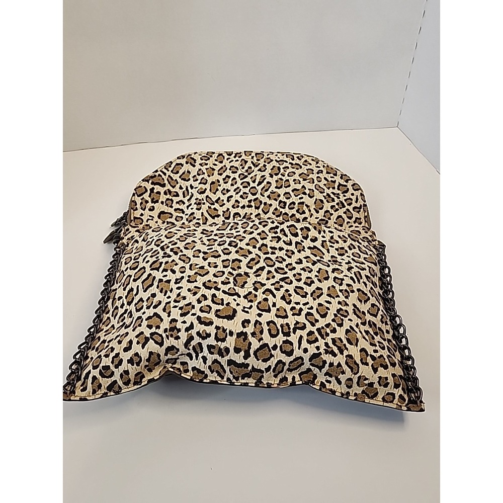 Deena & Ozzy Camouflage And Leopard Clutch Purse W/ Removable Chain Strap - Picture 6 of 16